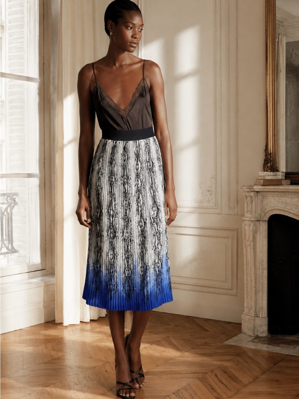 Pleated snakeskin pattern Skirts_ size medium